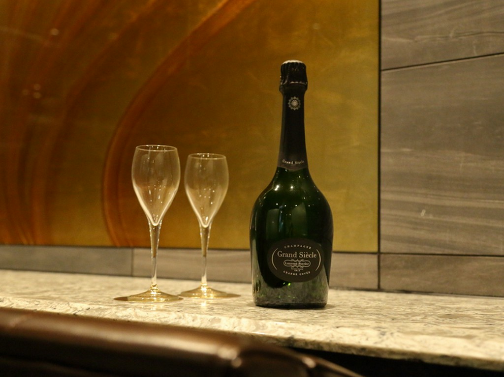 ソムリエによって選び抜かれた世界各国のワイン