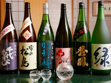料理に合う種類豊富な全国の銘酒