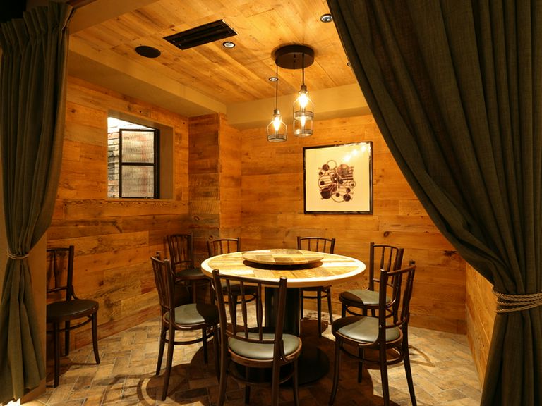 ベビーカーでの入店もOK。家族でゆっくり過ごせる個室を完備