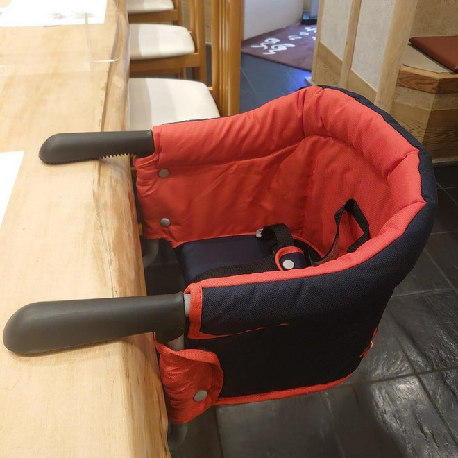 カウンター席がある