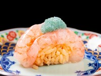 季節によって、違う種類の蟹をご用意いたします。
一品物として、ご用意いたします。