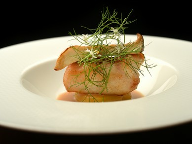 季節の魚介の一皿