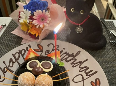 特製ホールケーキが付いた記念日にオススメのコースもご用意