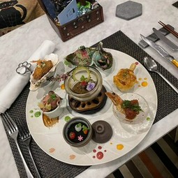ベーシックなランチコースになります！是非お試しくださいませ。