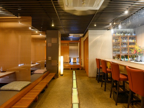 店内は高級感あふれる佇まい。30人まで収容可能です