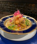 ジェノワーズと季節の果物
お酒で作ったソースと龍の卵のバニラアイス

