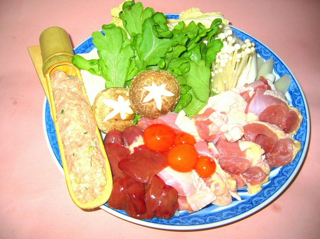 肉厚でジューシーな播州地鶏を使った『播州地鶏鍋（地鶏鍋コース）』