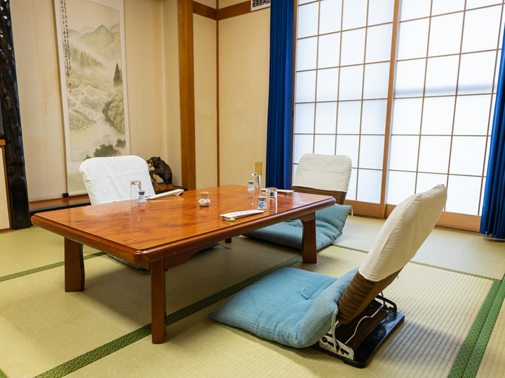 3階にも落ち着いた畳敷きの座敷席が。お祝いの会食などにいかが