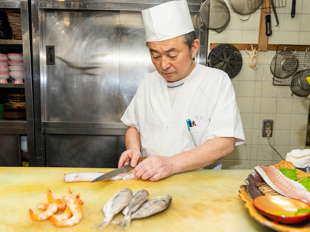 ゲストの要望に耳を傾け、おいしい料理で感動を提供