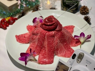 洗練された空間で、食事や会話を心ゆくまで堪能