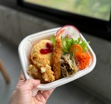 メニュー例
・オムライス
・国産鶏の塩麹揚げ
・エビフライ
・無農薬レタスのサラダ、自家製ドレッシング
・自家製マヨネーズのポテトサラダ
・オーガニック人参のキャロットラペ