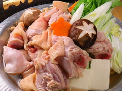 「割烹むつの」同様に、鍋料理にもこだわります。