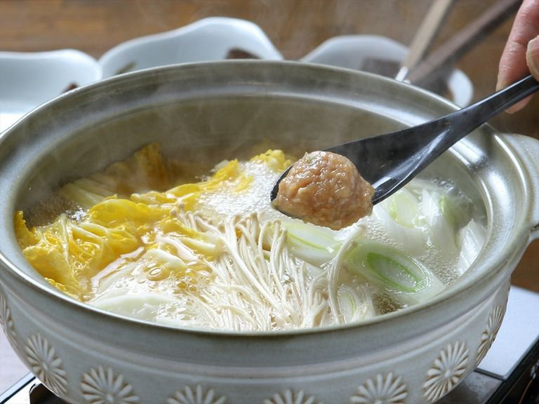 〆メニューも充実。軍鶏の旨みを堪能できる【縁】自慢の鍋料理