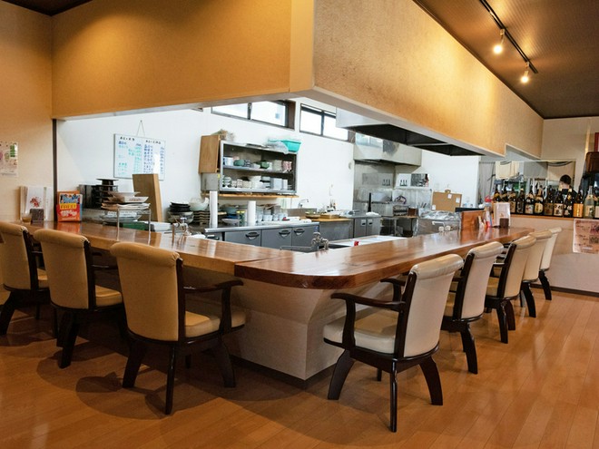 カウンター席がある