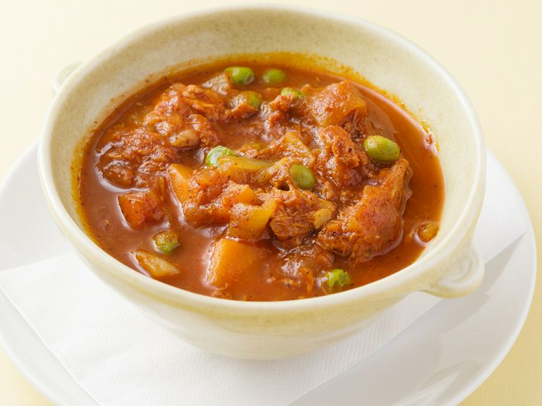 牛スジと野菜のチリ煮込み