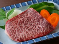 葉山牛を使用した絶品ステーキ