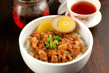 타이완 찻집 e-one