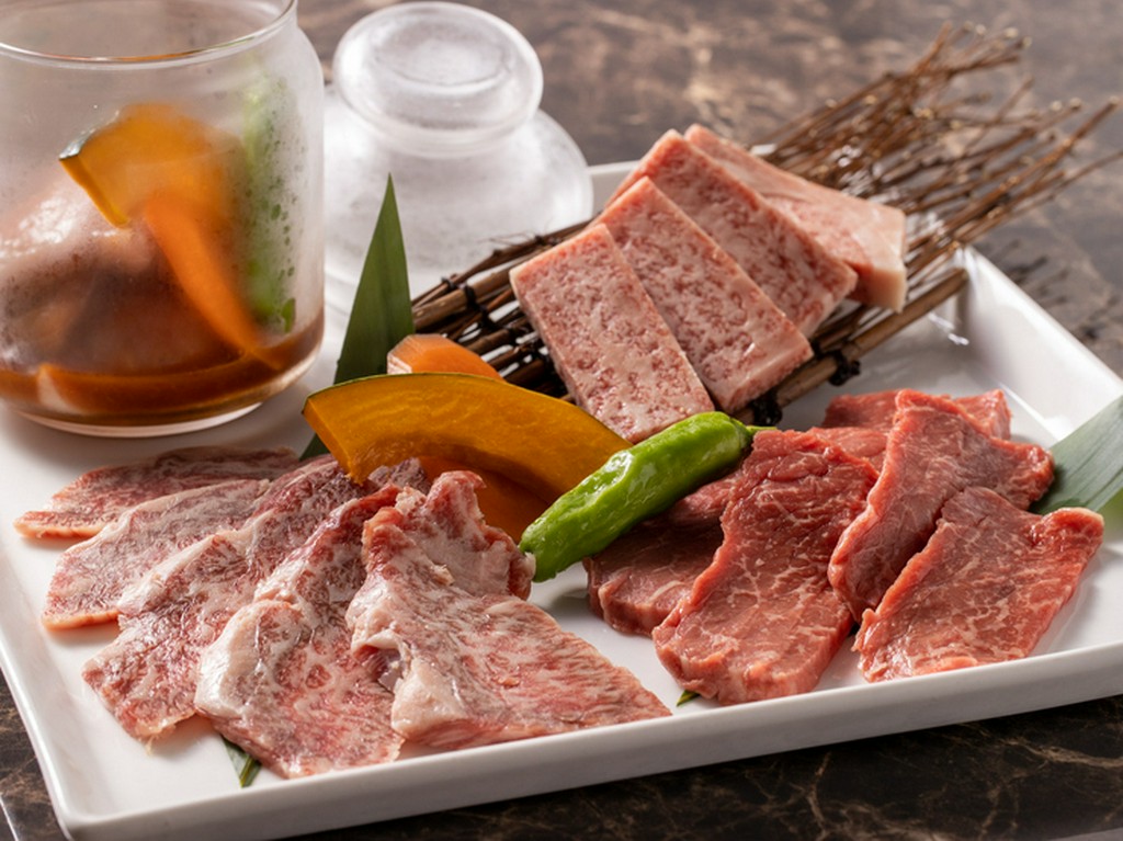 柔らかくきめ細かな肉質と上質な旨み「特選和牛 静岡そだち」