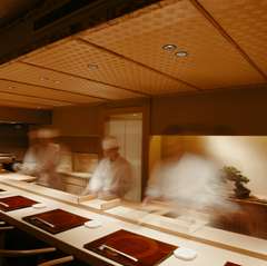 福岡グルメの実力を堪能できる一軒。ビジネスランチも人気！