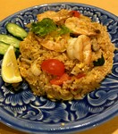 タイハーブ香るトムヤム味の炒飯