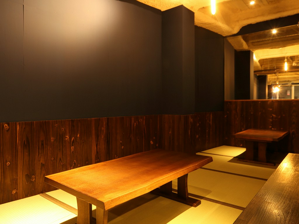 3～4名程度の小宴会にオススメ。多彩に活躍してくれる