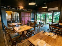 お口取り、前菜と、選べるパスタ、メイン料理、デザート付きのランチコース。 