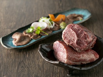 噛み締めるごとにお肉の甘みがあふれ出す『千屋牛たわらの炙り』