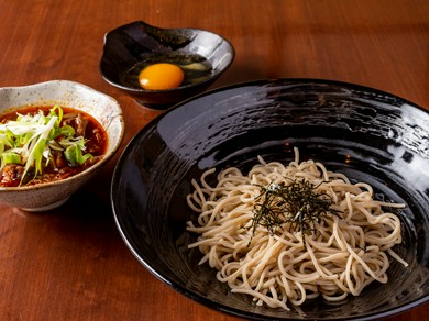 お昼から大人な飲み会はいかがでしょう