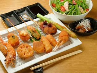 心斋桥的美味猪排串 Agetenka!