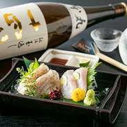 九州や山口県産の天然のクエを使用しております。しまった身に上品な旨味と脂の甘味が感じられる絶品です。