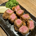 味の決め手は自家製ステーキソース！
ぜひお試しください！
