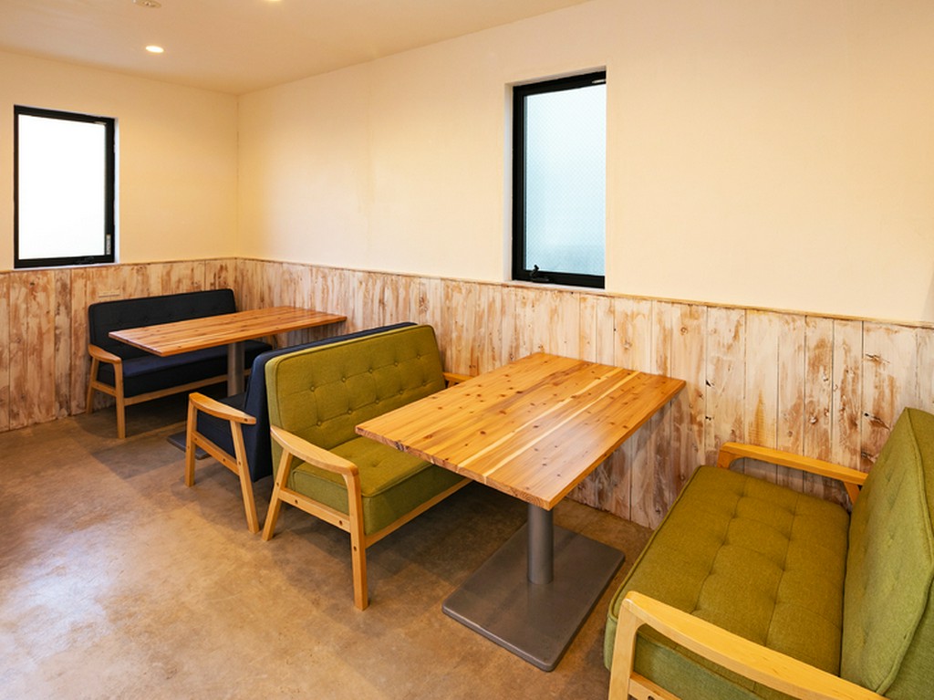 ソファシートが用意され、小さなお子さま連れも安心