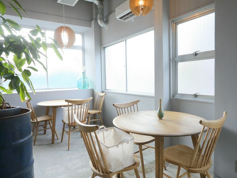 元医院をリノベーションしたスタイリッシュな空間