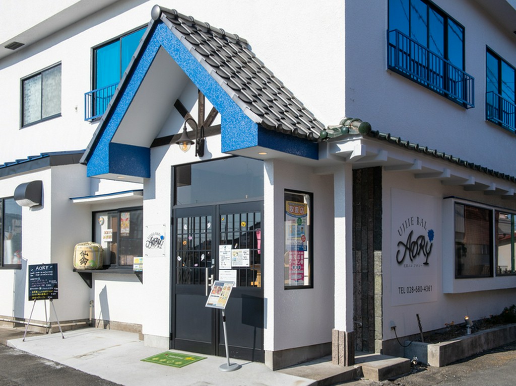 氏家駅そば、一本路地を入ると見つかる秘密の隠れ家空間