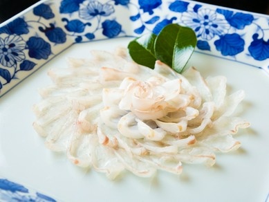 新鮮な魚介の旨みをそのままに。『お刺身盛り合わせ』