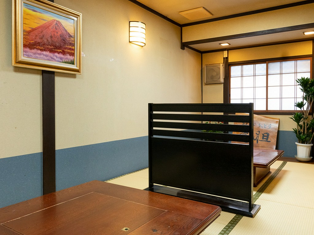 新鮮な魚介を味わい尽くす、笑顔あふれる幸せなひとときを