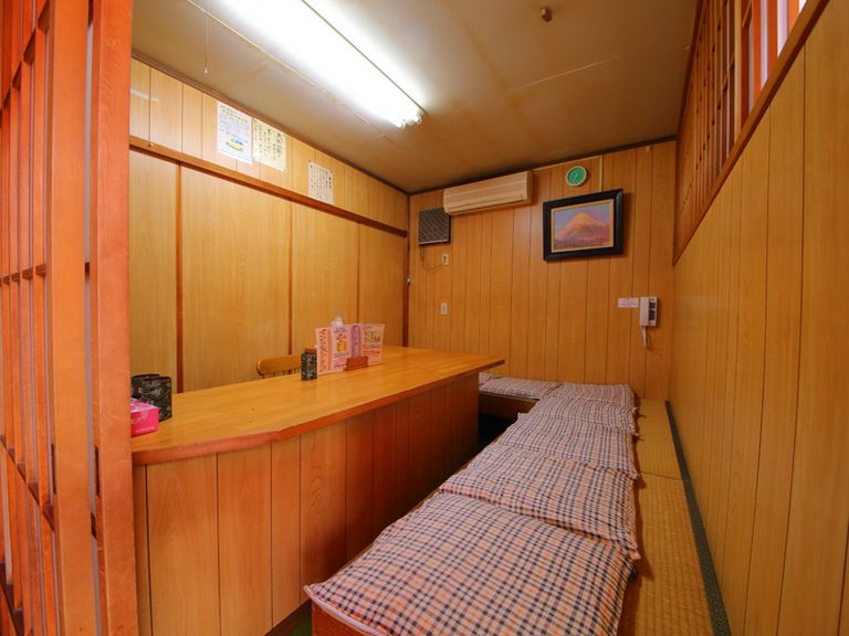 おもてなしの心がこもった料理を満喫できる、カウンター個室