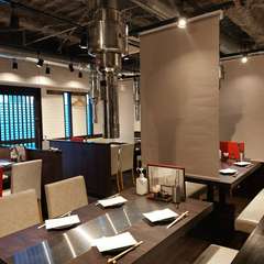 お隣席とのコロナ対策