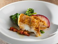 ・スープ
・前菜盛り合わせ
・パスタ2品
・魚料理
・肉料理
・デザート
※詳細はお気軽にお問い合わせください。