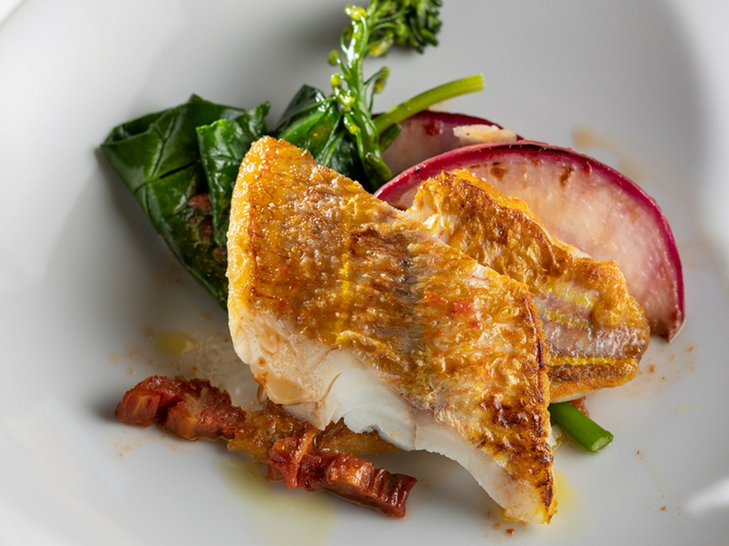 新鮮な食材で取る「だし」、食材の火入れにこだわる