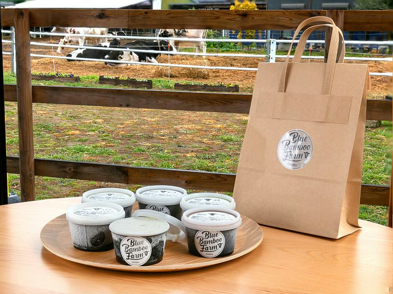 テイクアウト商品もあり、こだわりの味わいをお土産にどうぞ
