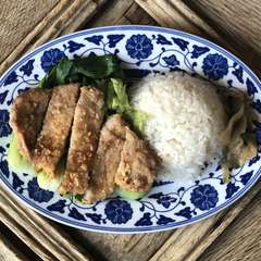 排骨飯（パイクーハン)