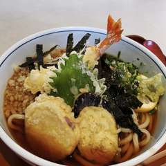 いなみうどん名物「天ころ」