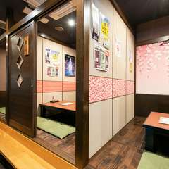 襖を外せばひとつづきとなる個室