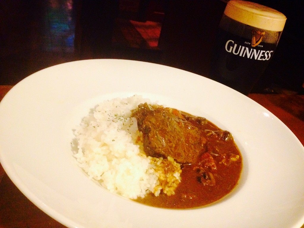 牛すじカレー