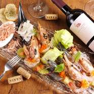 ☆生桜エビ~駿河湾産。☆赤エビ~☆天使のエビ☆深海の手長海老~駿河湾。☆うちわ海老~鹿児島産。希少。甘みが強い☆伊勢海老~房総産！※お好みの海老を選んで、最大6種類♪それぞれに合うソースで御用意致します。