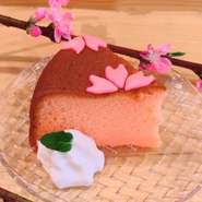フワフワ桜ケーキとアイスクリーム