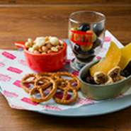 おつまみ 盛り合わせ Assortment of snacks