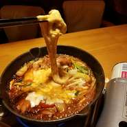 とろーりとろけるチーズど自家製タレと漬け込んだチキンがうまい！