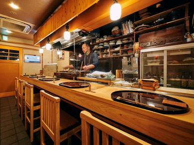 洗練された空間で、食事や会話を心ゆくまで堪能